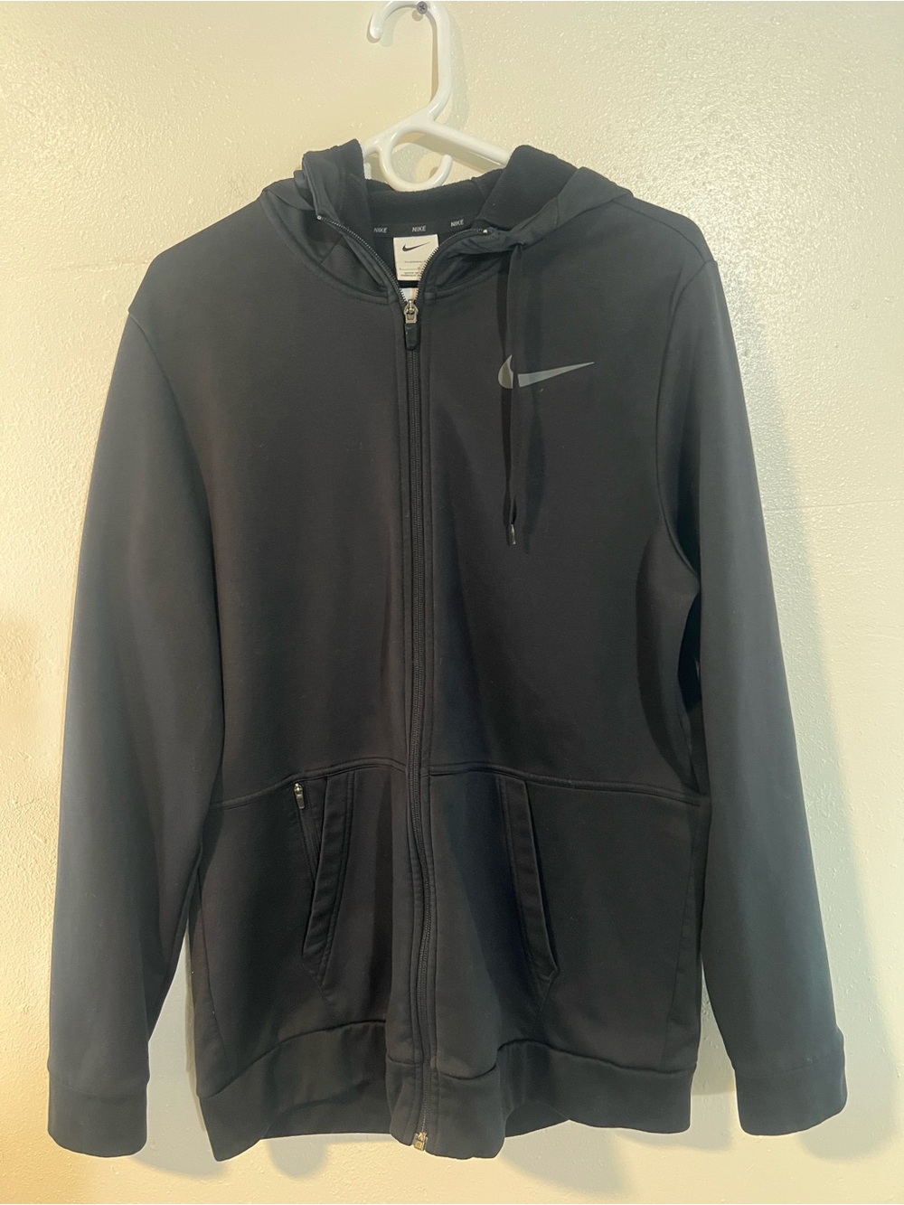 Nike Black Full-Zip Hooded Jacket with Swoosh size L